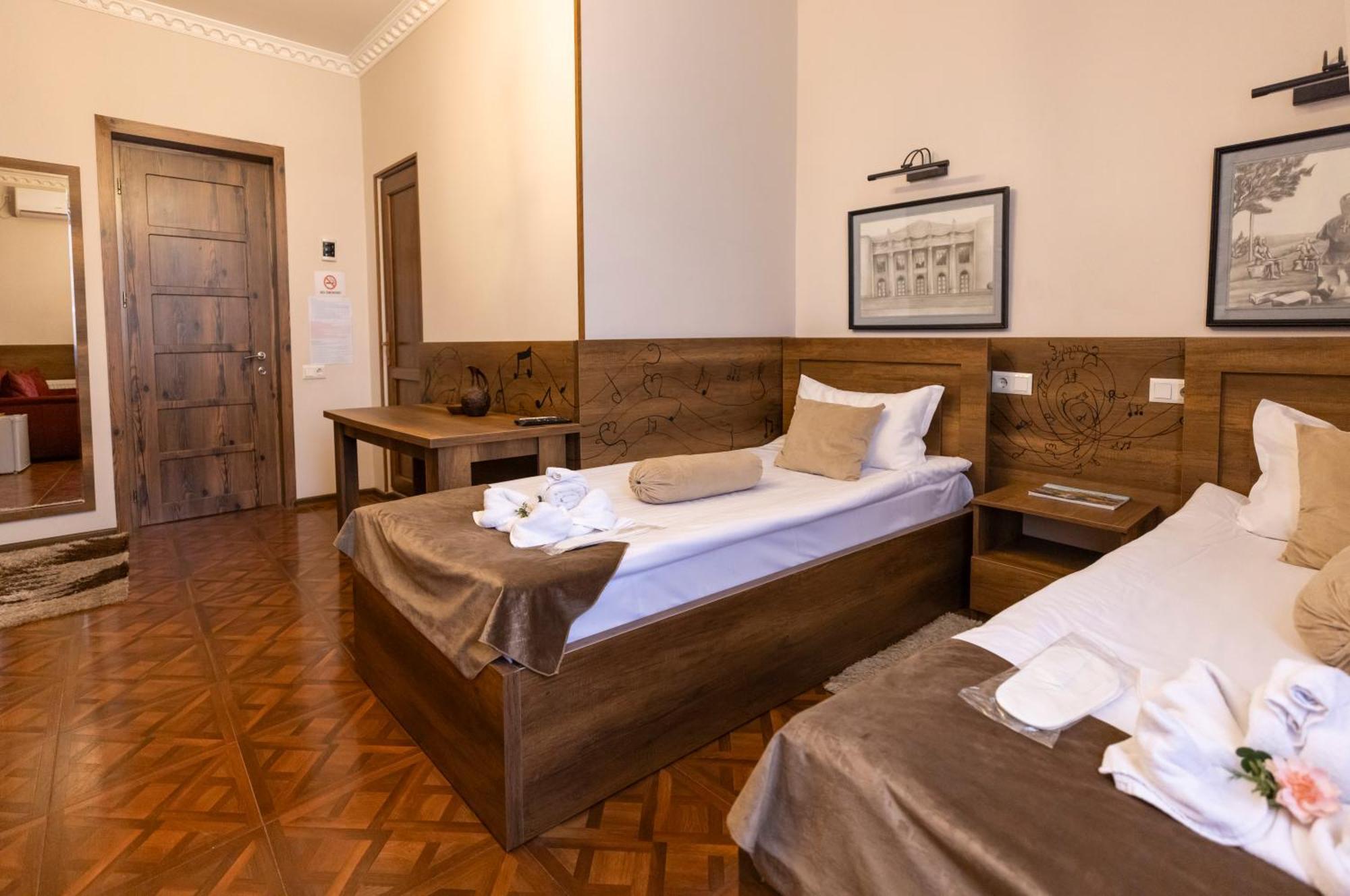 Hestia Boutique Hotel Gori Luaran gambar