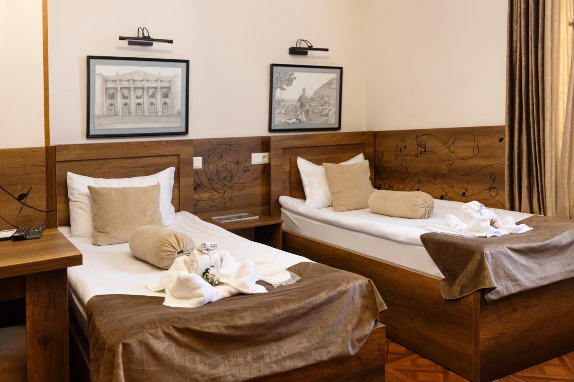 Hestia Boutique Hotel Gori Luaran gambar