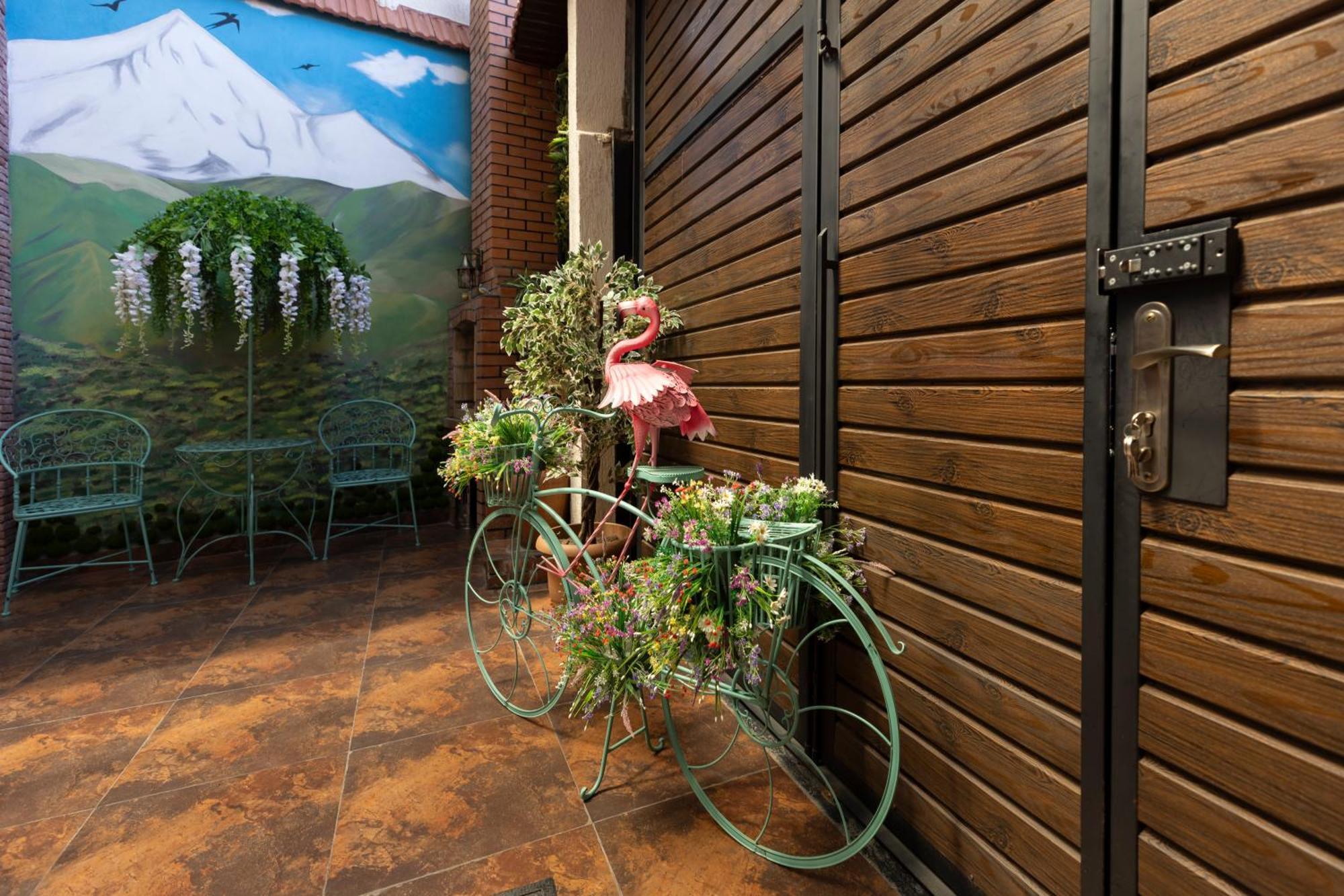 Hestia Boutique Hotel Gori Luaran gambar